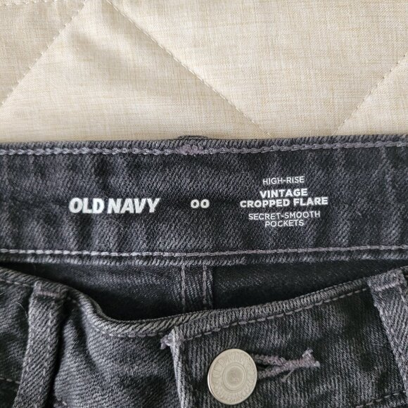 Old Navy Vintage Cropped Flare sz 00 reg - Picture 4 of 5